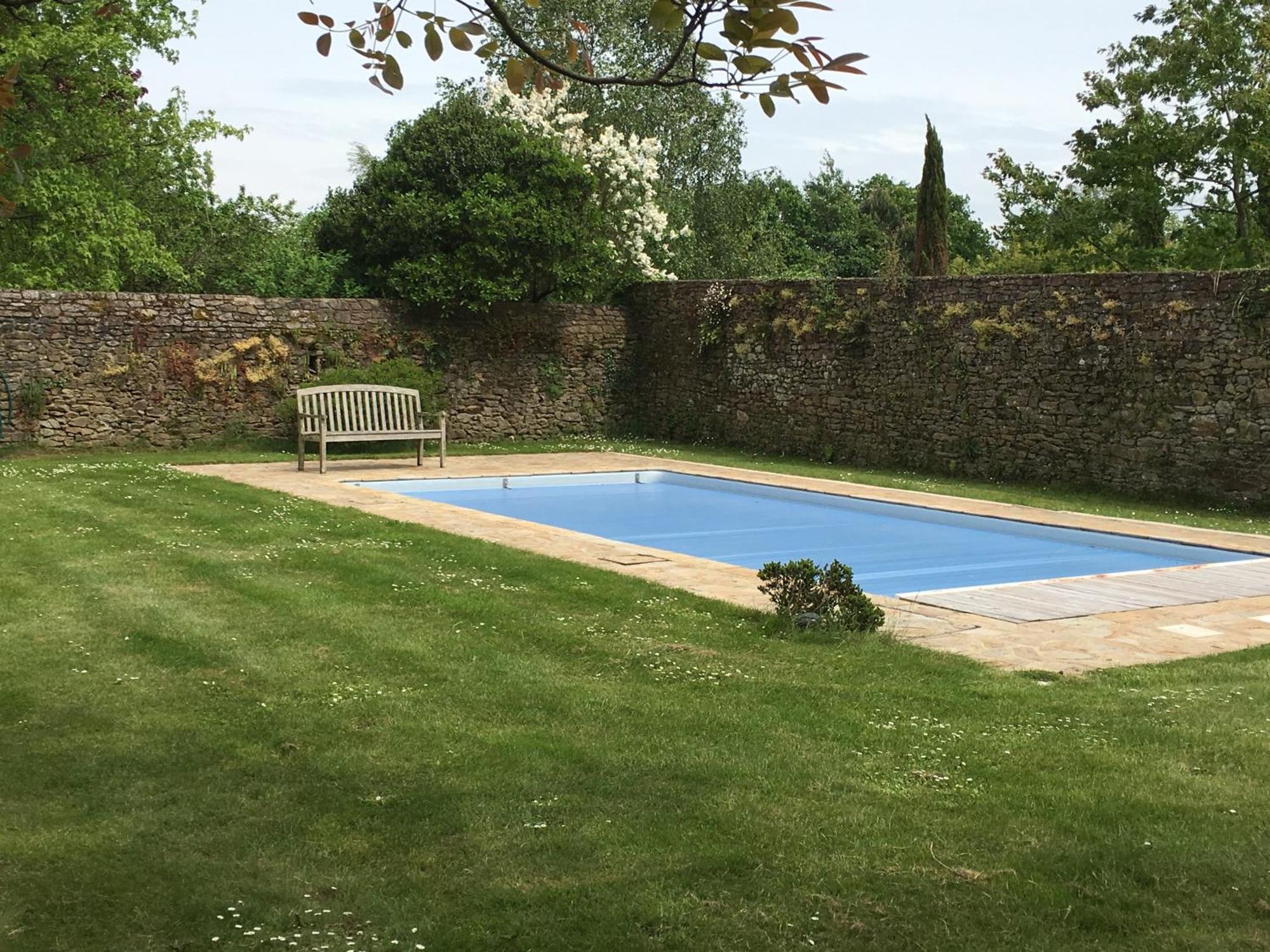 Manoir Des Bords De Rance Bed & Breakfast Plouër-sur-Rance Exterior foto